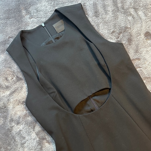 Black Fitted Stretch Midi Dress Cut Out Modern Sexy Sleeveless 4 6 Small NWOT - Picture 5 of 11